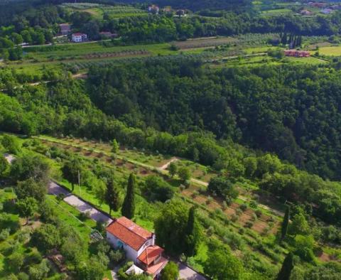 Urocza nieruchomość o atrakcyjnej lokalizacji w romantycznym Groznjanie 