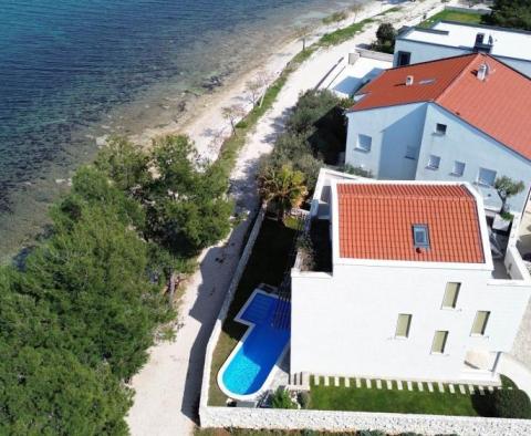 Beautiful villa of a unique location first row to the sea in Zadar area - pic 2