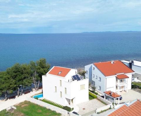 Beautiful villa of a unique location first row to the sea in Zadar area - pic 3