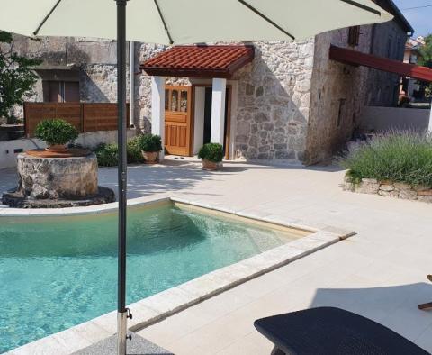 Charming stone villa with pool on the first row to the sea in Zadar area - pic 2