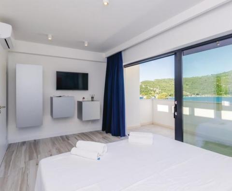 Nouvelle villa moderne à la périphérie de Dubrovnik en première ligne de mer à seulement 30 mètres de la plage - pic 18