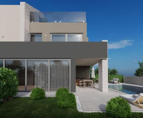 Lux villa in Poreč 500 meters from the beach, to be completed in 2025 