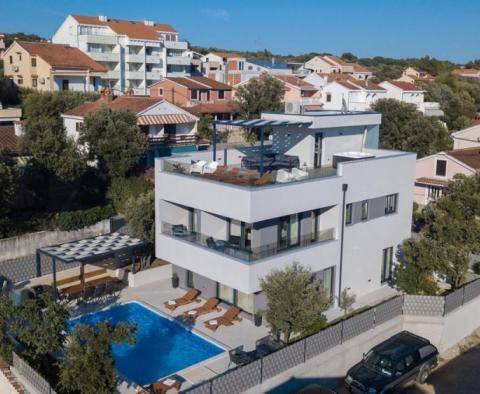 Gyönyörű villa eladó Zadar környékén, mindössze 30 méterre a tengertől - pic 29