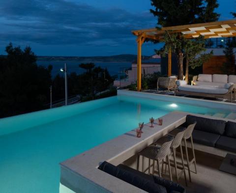 Luxury villa in Starigrad only 80 meters from the sea - pic 52