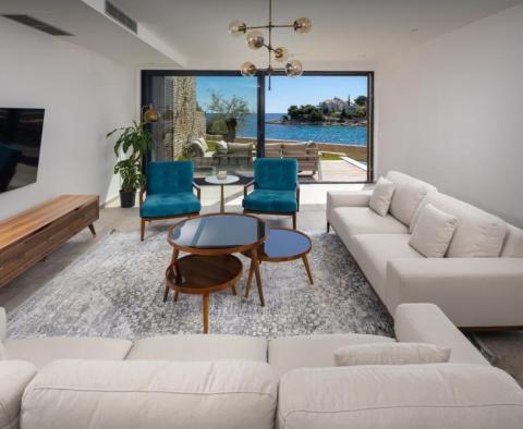 Neue moderne Villa mit luxuriöser Wohnanlage in erster Meereslinie in der Gegend von Primosten - foto 7