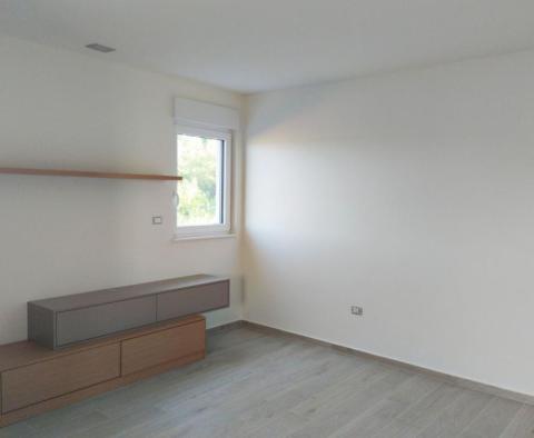 Apartamenty w nowej rezydencji w Zambratija, Umag, 200 metrów od morza! - pic 12