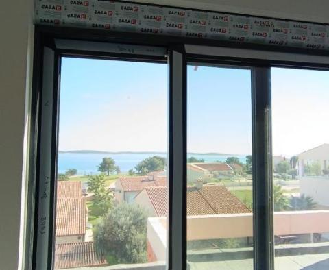 72 m² große Wohnung im Erdgeschoss eines neuen Komplexes in Medulin, 100 m vom Meer entfernt, Aussicht, Terrasse - foto 19