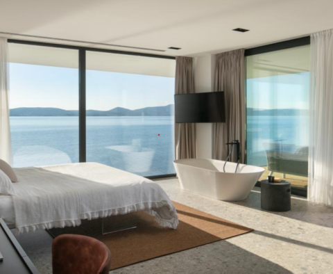 Wunderschöne moderne Villa in erster Linie am Strand in der Gegend von Zadar - foto 13