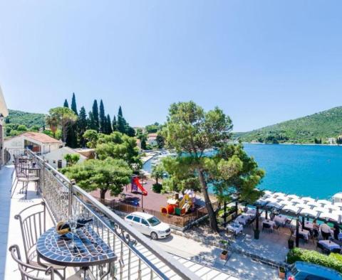 Gyönyörű tengerparti szálloda étteremmel és úszómedencével Dubrovnik tekintélyes külvárosában - pic 3