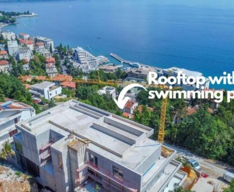 Jedinečný penthouse se střešním bazénem nad centrem Opatije, garáž, panoramatický výhled na moře - pic 2
