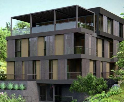 Nový luxusní byt 3+kk se zahradou v Záhřebu, Srebrnjak - pic 7