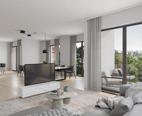 New luxurious 3-bedroom apartment with garden in Zagreb, Srebrnjak 