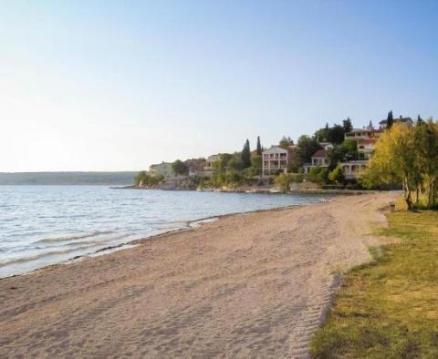 Apart-Haus mit 4 Apartments in der 1. Meereslinie in der Gegend von Zadar, direkt am Sandstrand - foto 5