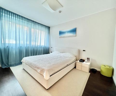 Idealny luksusowy apartament w rezydencji 4**** na 1. linii od morza w Opatiji - pic 21