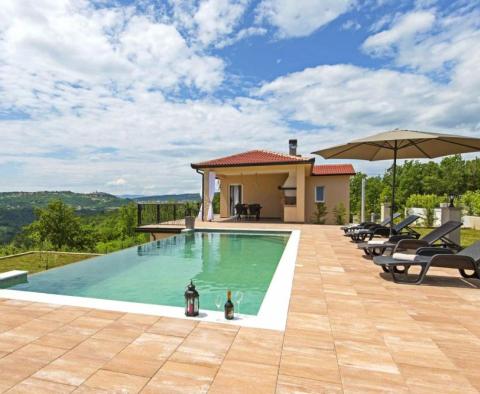 Vouse avec piscine et vue panoramique dans le quartier de Rabac - pic 10