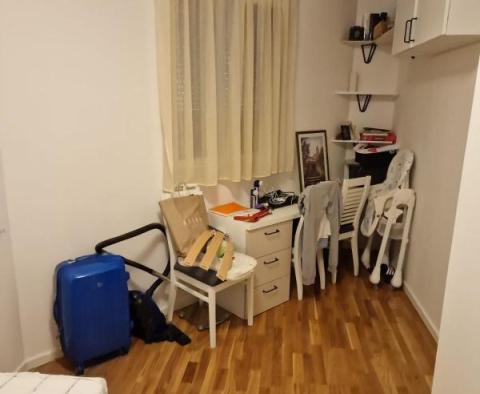 Schöne 2-Zimmer-Wohnung zum Verkauf in Split, mit 2 Garagenplätzen - foto 19