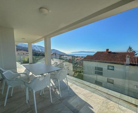 Penthouse de 165 m2 avec vue mer panoramique, avec piscine - pic 5