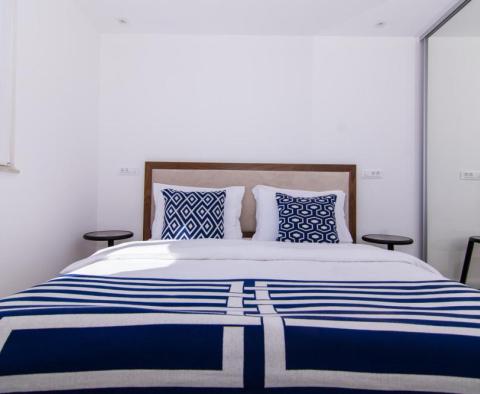 Nádherný mezonetový penthouse na Čiovu, Trogir - ukázka vynikajícího luxusu - pic 18
