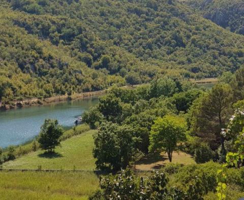 House in Obrovac, on Zrmanja river - pic 3