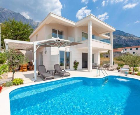 Nouvelle villa fascinante sur la Riviera de Makarska avec une vue imprenable sur la mer - pic 2