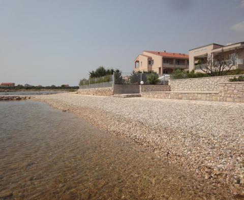 Villa en bord de mer à Sukosan, zone d'urbanisation moderne - pic 5