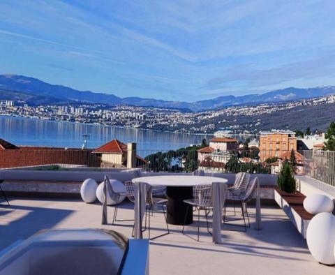 Penthouse luxueux au centre d'Opatija, emplacement privé et piscine sur le toit, à seulement 200 m de la mer 