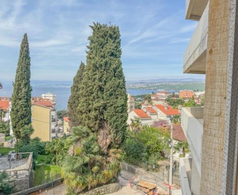 Luxuriöses Penthouse im Zentrum von Opatija, private Lage und Dachpool, nur 200 m vom Meer entfernt - foto 12