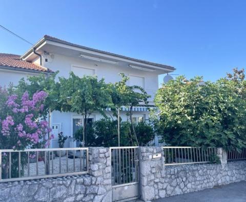 Dom z 2 apartamentami w Selce, Crikvenica 