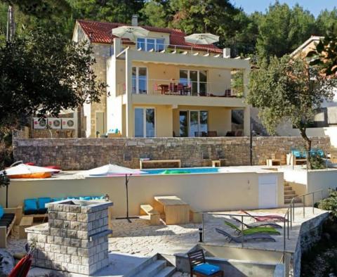 Wonderful villa on Korcula island, 1st row to the sea, with a boat mooring and pool! - pic 13