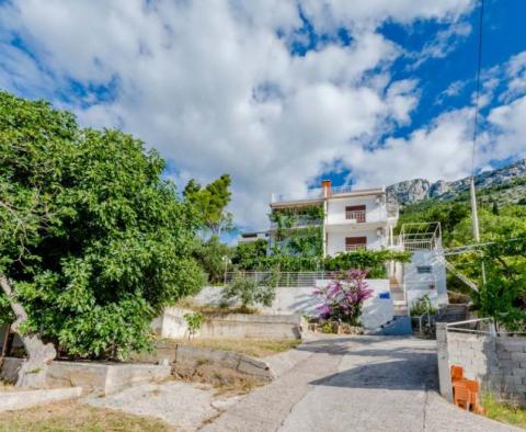 Magnifique maison jumelée de 4 appartements sur la Riviera d'Omis, à 200m de la mer seulement - pic 17