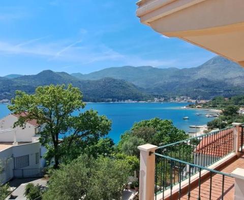 Extremely beautiful property with 7 apartments in Slano near Dubrovnik 
