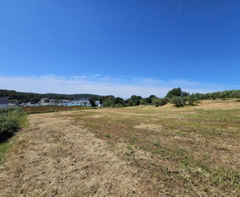 Land plot for construction in Pomer, Medulin, 100-150m from the sea - pic 3