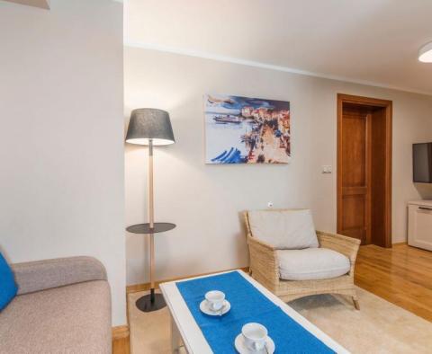 Immobilien mit 3 Wohnungen und Schwimmbad zum Verkauf in Mušalež, Poreč - foto 6