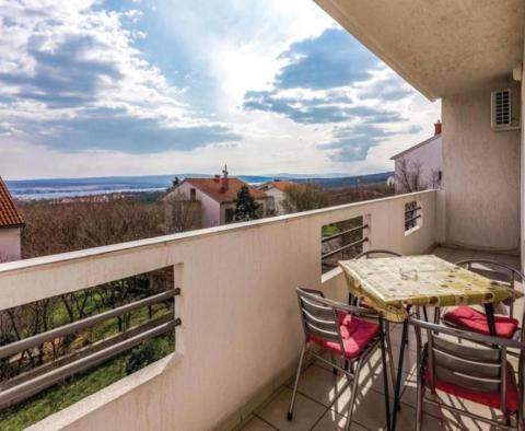 Wspaniały obiekt turystyczny z 7 apartamentami w Jadranovo, Crikvenica, z widokiem na morze, 500 m od morza - pic 2