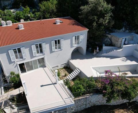 Seltene neue Villa in der 1. Reihe zum Meer auf Ciovo - foto 6
