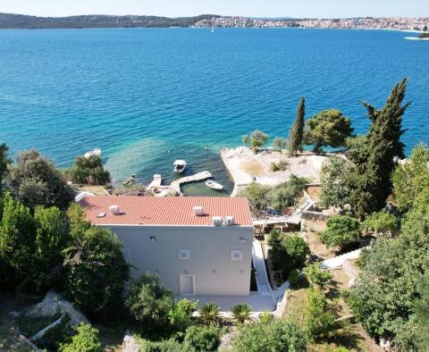 Rare new villa on the 1st line to the sea on Ciovo - pic 7