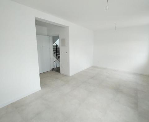 Zwei-Zimmer-Wohnung in einem neuen Gebäude in Medulin - foto 5