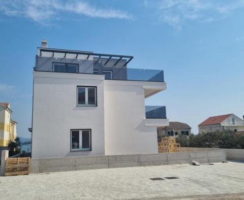 Penthouse in a luxury complex on Murter just 50 meters from the sea - pic 2