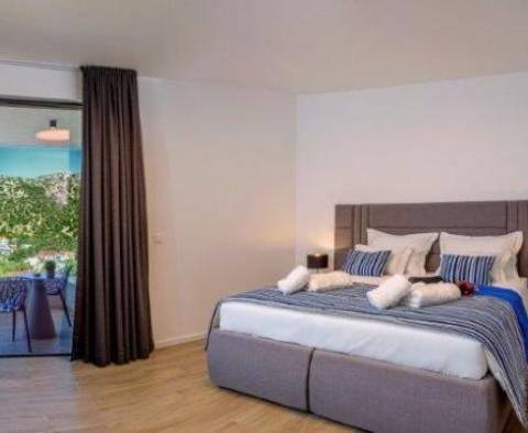 Luxusní vila v malé komunitě luxusních vil v Marina, Trogir - pic 18