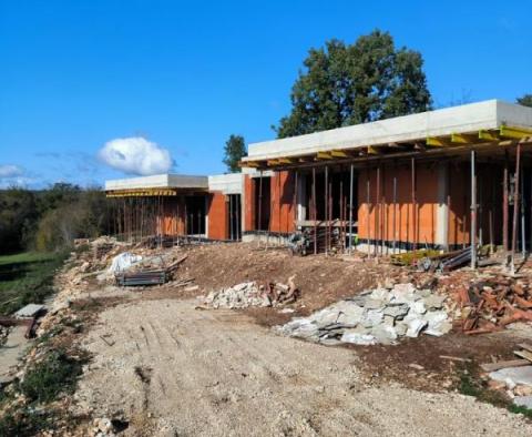 Modern single-family houses with swimming pools in Tinjan area - pic 14