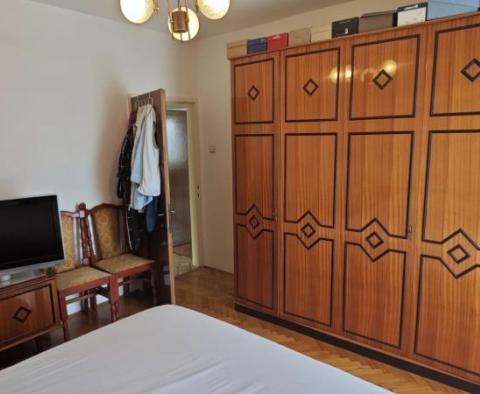 4-ložnicový apartmán s výhledem na moře a garáží, Pobri, Opatija - pic 10