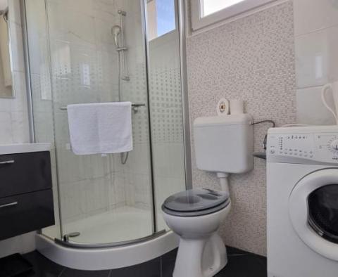 Klasyczny apartament z trzema sypialniami + poddasze w Povile - pic 3