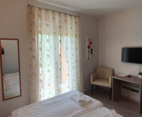 Ház két apartmannal kiváló helyen, Porec környékén - pic 36