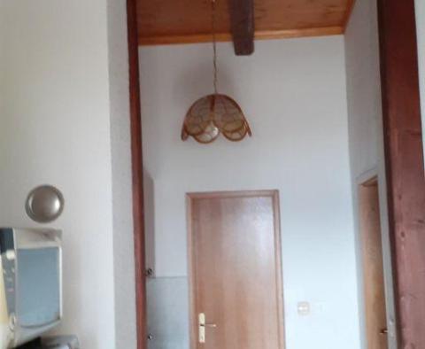 Ház mindössze 50 méterre a tengertől Smokvica Krmpotskában, Novi Vinodolskiban, 4 apartmannal - pic 21