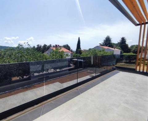 Modern villa with swimming pool cca 5 km from the sea in Labin area - pic 3