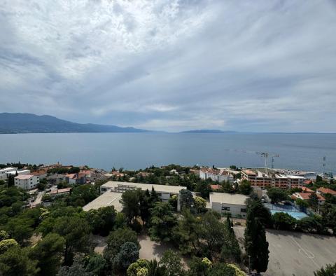 Fantastic penthouse with roof terrace in Rijeka with panoramic sea views - pic 4
