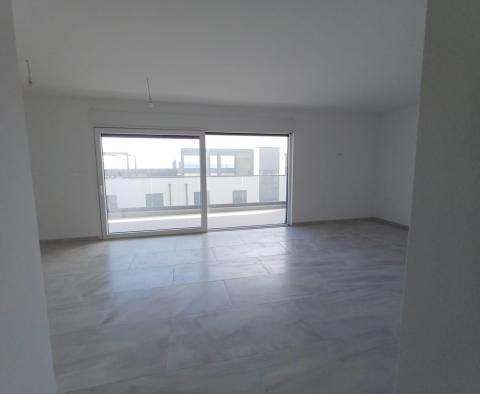 Nádherný penthouse na prodej na Čiovu - pic 14