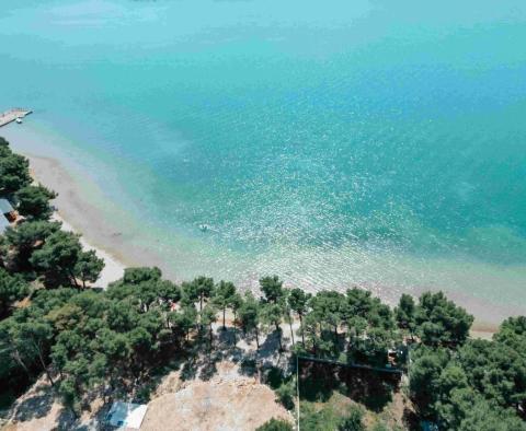 Mobile homes on the 1st line to the sea in Zadar area 