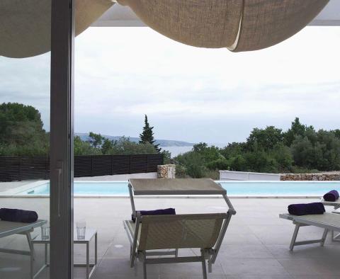 Luxury modern villa with pool and sea view in a wider area of Krk town - pic 14