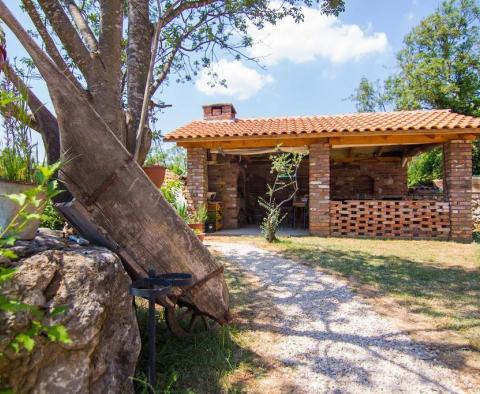 House with pool in a quiet location overlooking the sea - pic 14